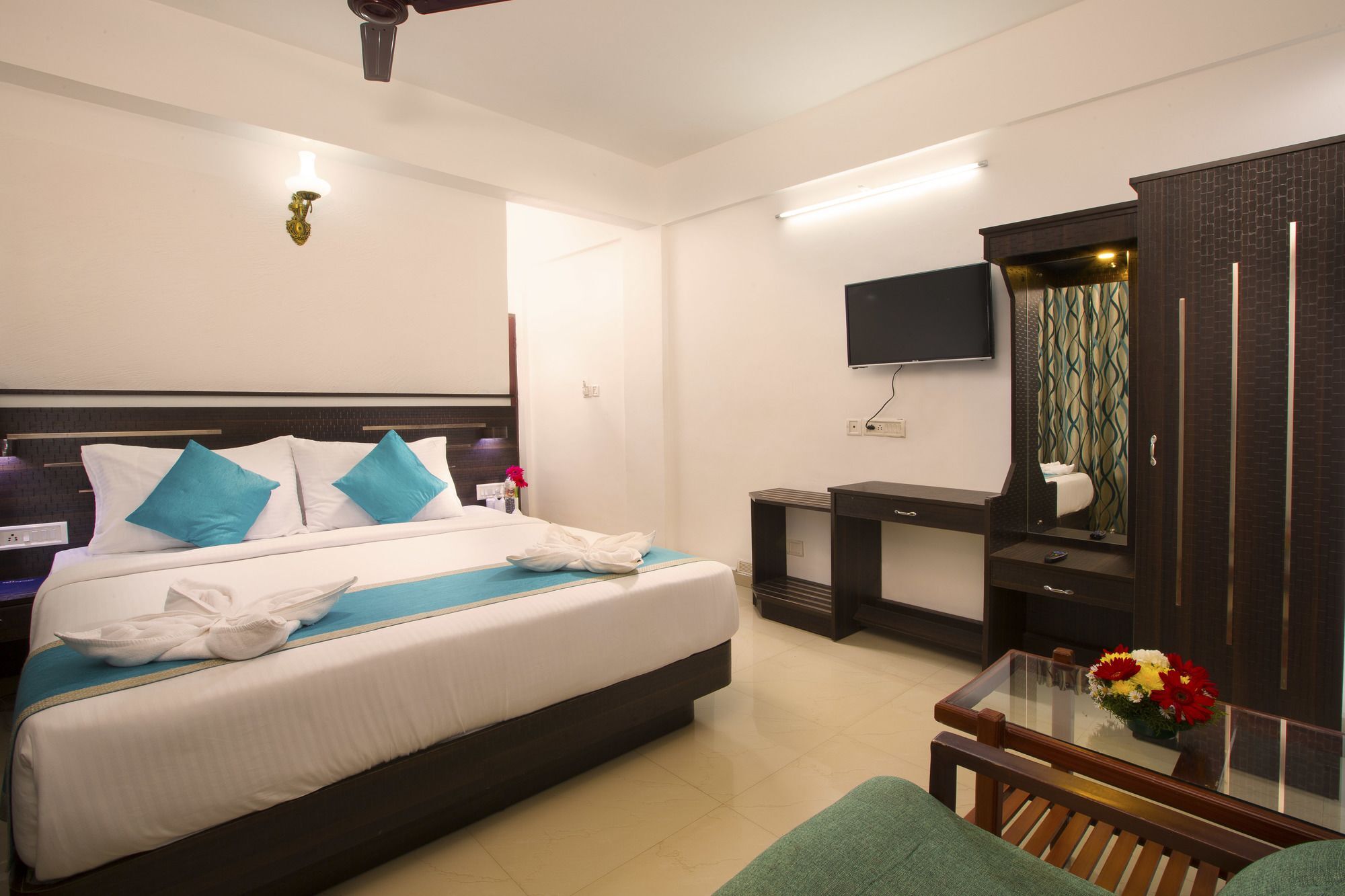 Spice Country Resort Chithirapuram Exterior foto