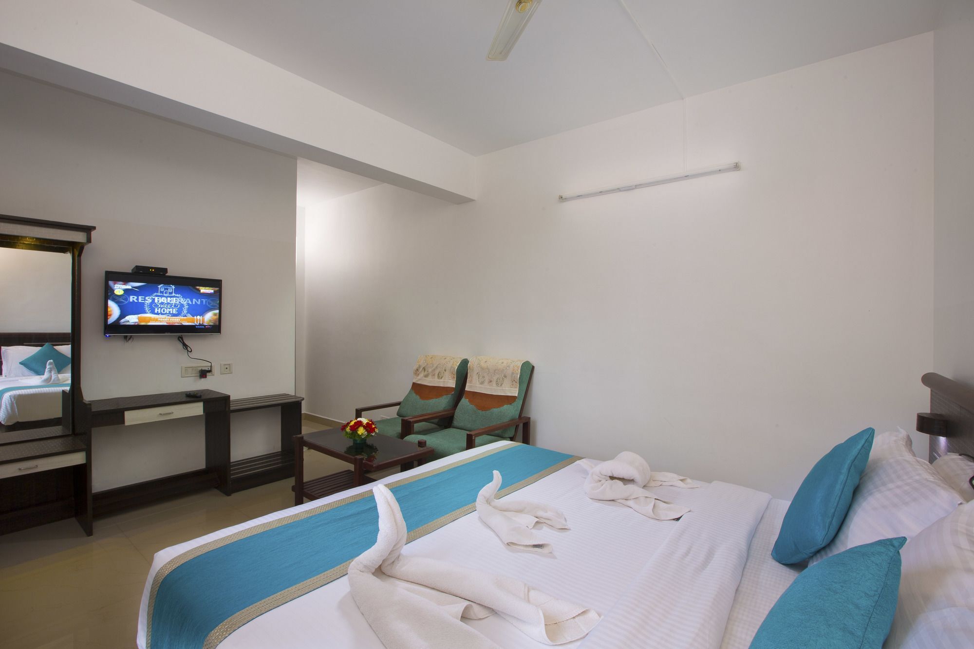 Spice Country Resort Chithirapuram Exterior foto